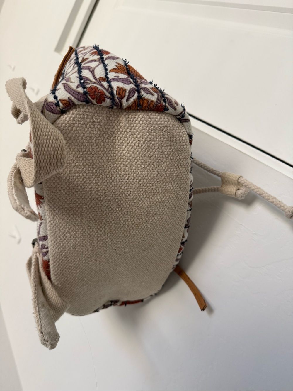 Universal Thread Cream Floral Canvas Drawstring Backpack - Picture 11 of 11